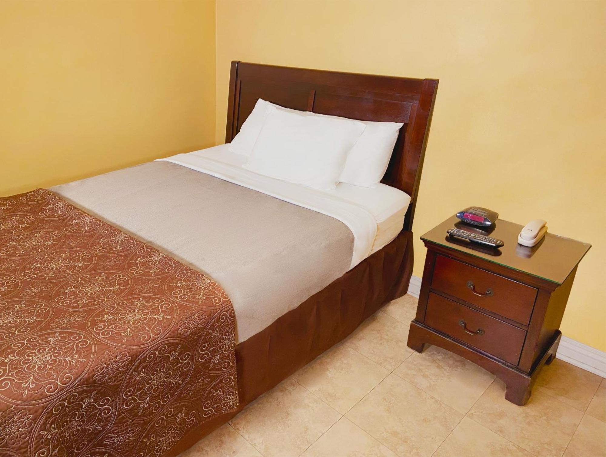 El Patio - Near Universal Hollywood Motel 2*